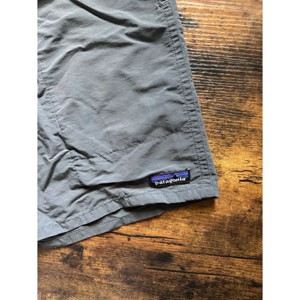 Patagonia Men's Baggies Shorts  - 7 in. In Forge Grey Size M